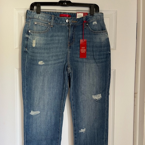 Jennifer Lopez Flawless Stretch Jeans. Wear with a boot and you’re good to go! - Picture 1 of 2